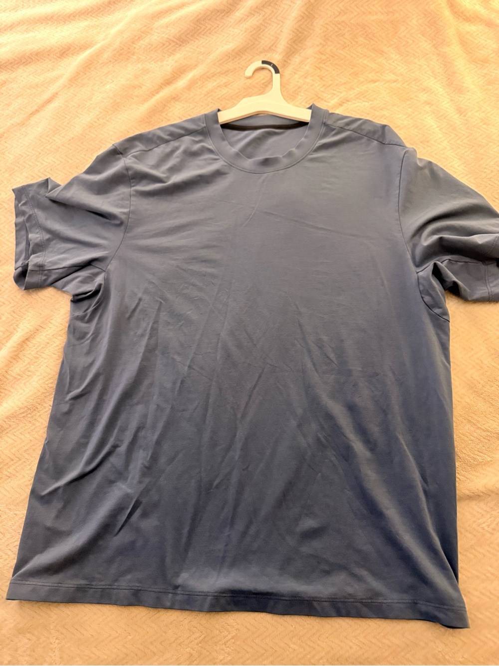 lululemon Men’s T-Shirt Light Blue Short Sleeve Crewneck Size XL